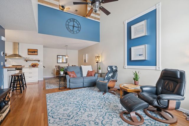 5528 E Fillmore Circle NE, Fridley, MN 55432