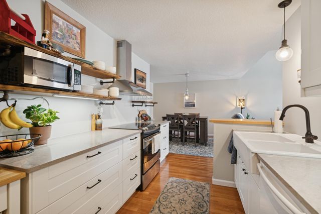 5528 E Fillmore Circle NE, Fridley, MN 55432