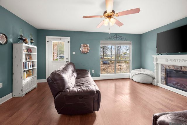 18670 Mclin Rd, Livingston, LA 70754