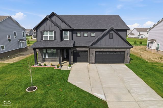 5660 Coulter Way, Greenwood, IN 46143