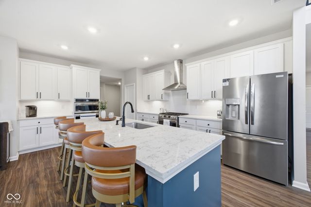 5660 Coulter Way, Greenwood, IN 46143