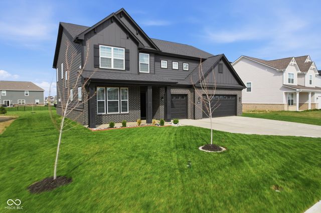 5660 Coulter Way, Greenwood, IN 46143