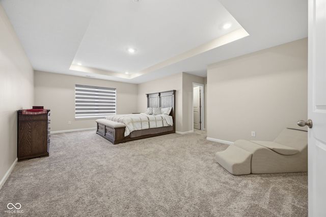 5660 Coulter Way, Greenwood, IN 46143