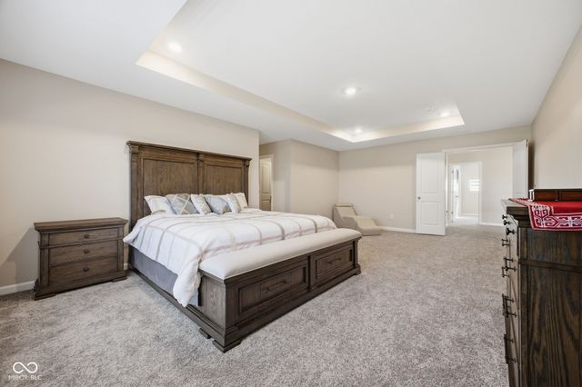 5660 Coulter Way, Greenwood, IN 46143