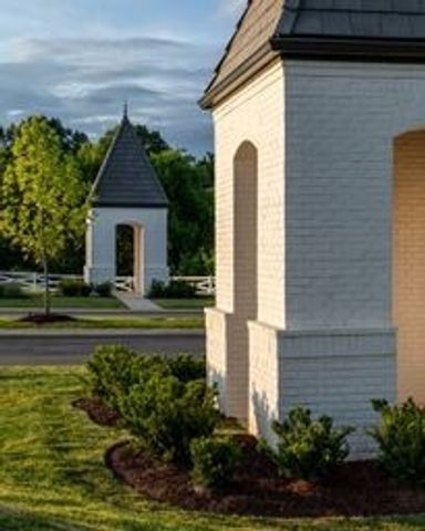 5731 Sagebrush Dr, Murfreesboro, TN 37129