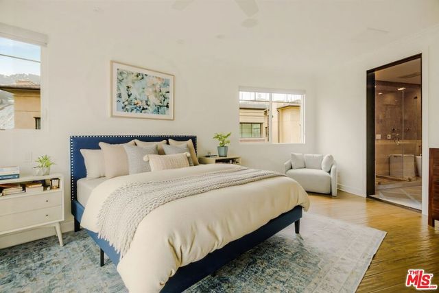 5846 N Lantern Court, Los Angeles, CA 90094