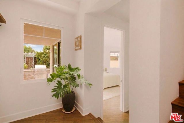 5846 N Lantern Court, Los Angeles, CA 90094