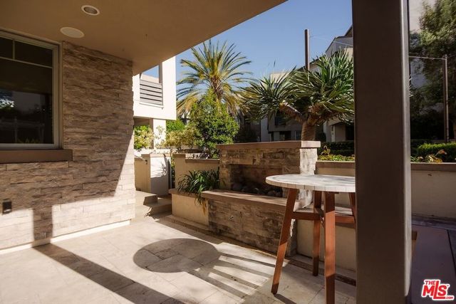 5846 N Lantern Court, Los Angeles, CA 90094