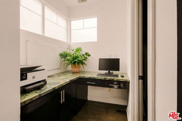 5846 N Lantern Court, Los Angeles, CA 90094