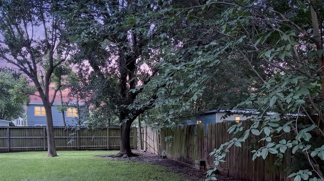 1118 Hunter Drive A, Texas City, TX 77590