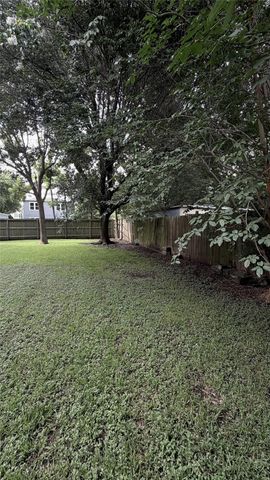 1118 Hunter Drive A, Texas City, TX 77590