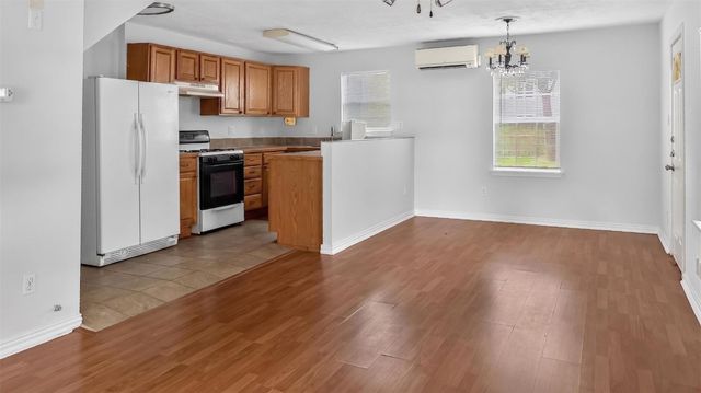 1118 Hunter Drive A, Texas City, TX 77590