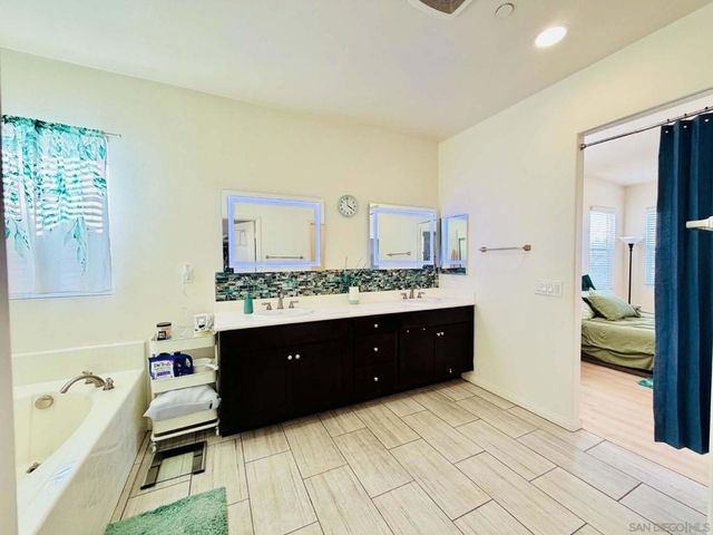1251 Cathedral Oaks, Chula Vista, CA 91913