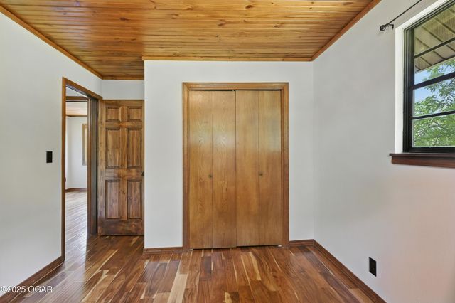 1822 Reinmiller Road, Joplin, MO 64804