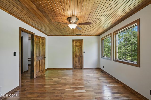 1822 Reinmiller Road, Joplin, MO 64804