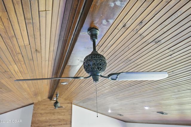 1822 Reinmiller Road, Joplin, MO 64804