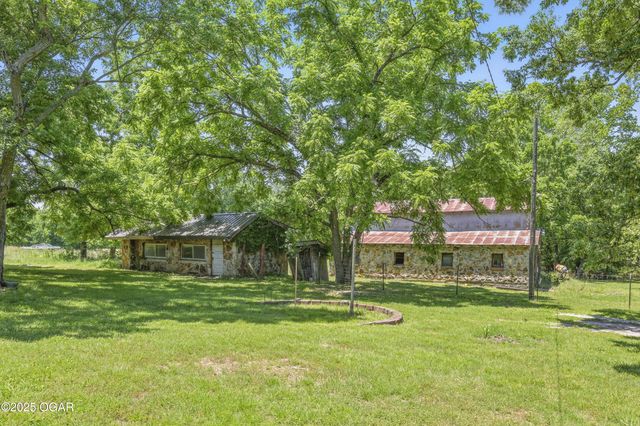 1822 Reinmiller Road, Joplin, MO 64804