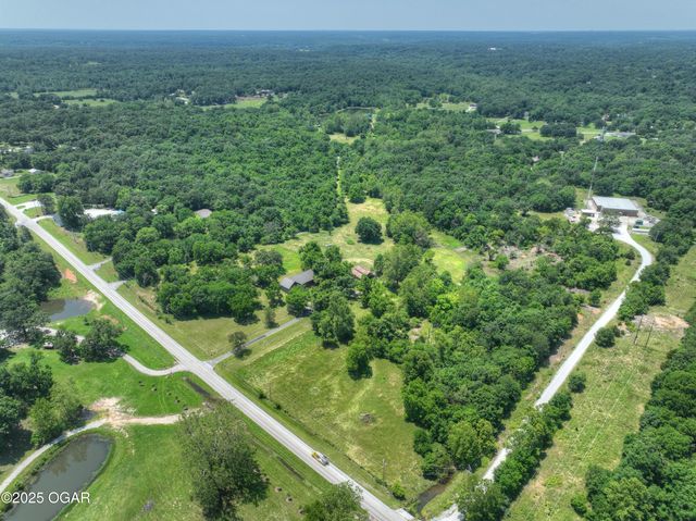 1822 Reinmiller Road, Joplin, MO 64804