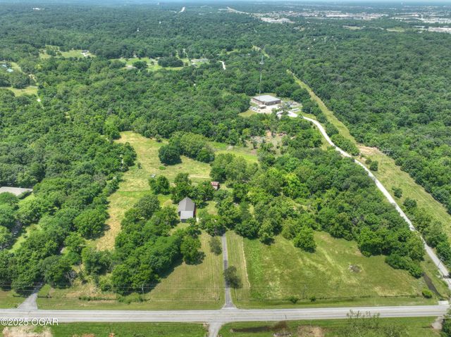 1822 Reinmiller Road, Joplin, MO 64804