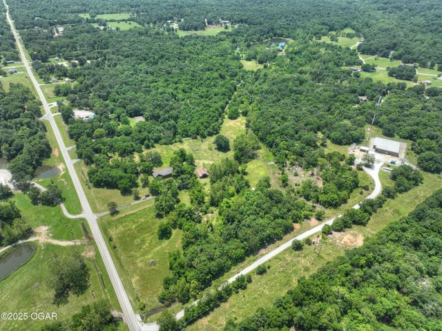 1822 Reinmiller Road, Joplin, MO 64804