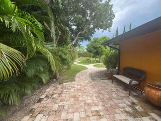 1257 SE Airoso Boulevard B, Port St Lucie, FL 34983