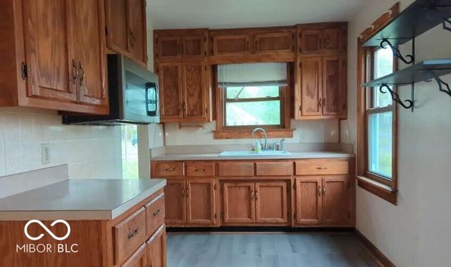 616 W 38th Street, Anderson, IN 46013