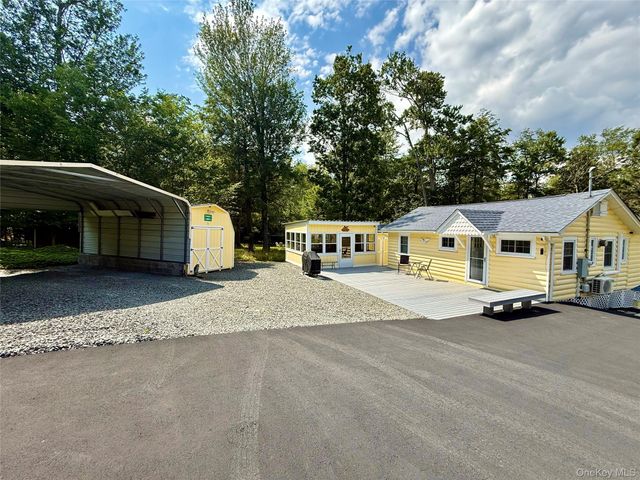 5 Liberty Place N, Smallwood, NY 12778