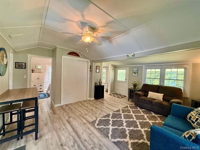 5 Liberty Place N, Smallwood, NY 12778