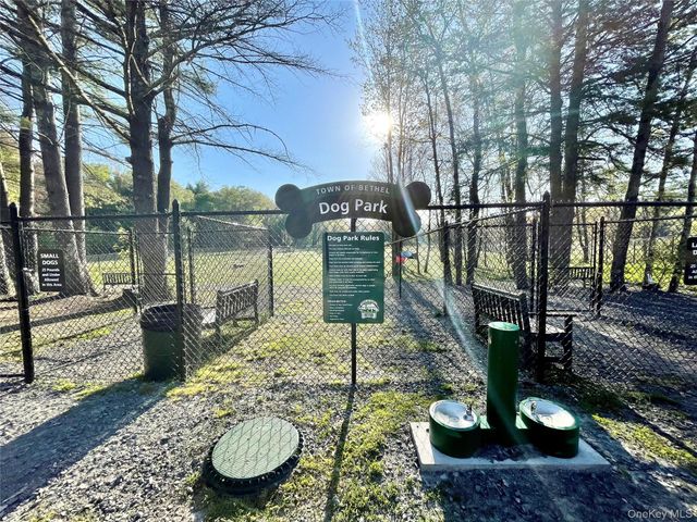 5 Liberty Place N, Smallwood, NY 12778