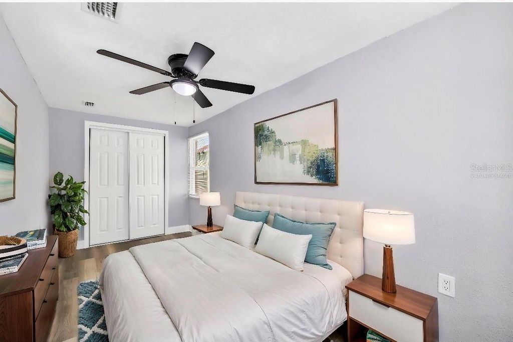 Image 9 of property listing at 6916 N ORLEANS AVENUE, Tampa, FL 33604