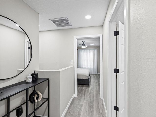 4367 HAR PAUL CIRCLE, Tampa, FL 33614