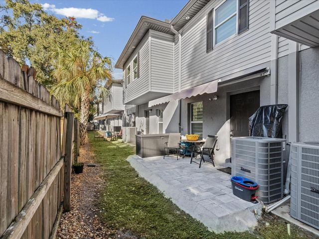 4367 HAR PAUL CIRCLE, Tampa, FL 33614