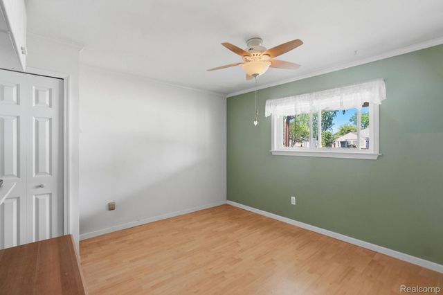 24254 Eleanor Avenue, Warren, MI 48089