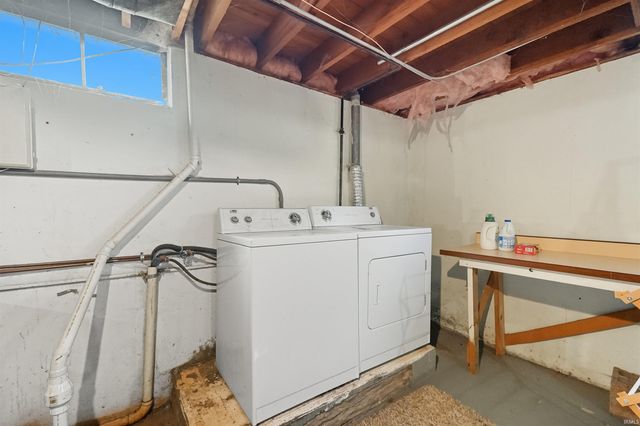 2520 Glenwood Avenue, Fort Wayne, IN 46805