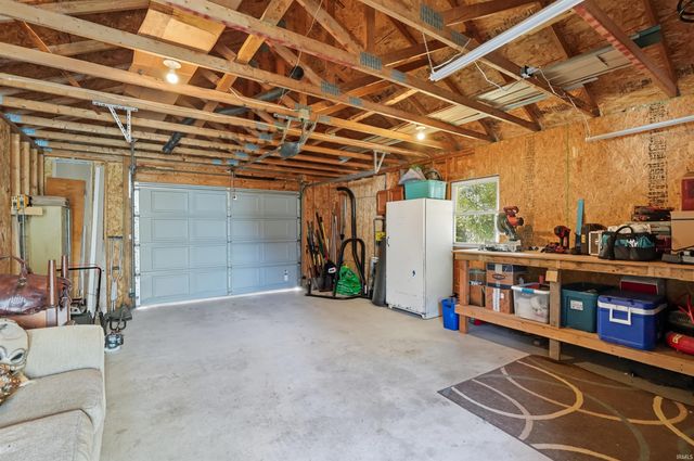 2520 Glenwood Avenue, Fort Wayne, IN 46805