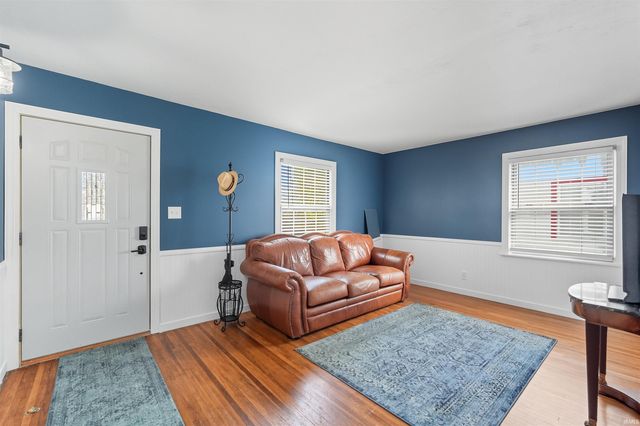 2520 Glenwood Avenue, Fort Wayne, IN 46805