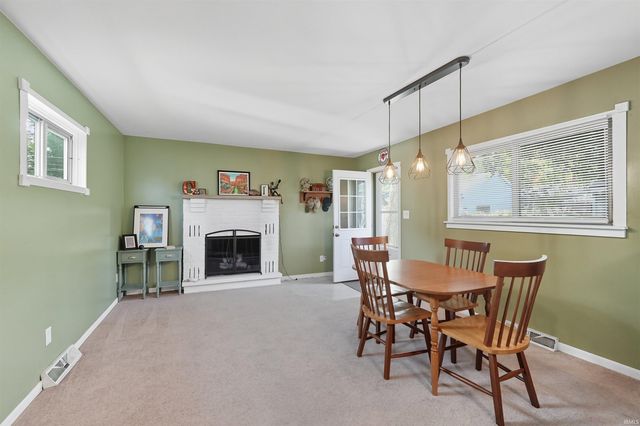 2520 Glenwood Avenue, Fort Wayne, IN 46805