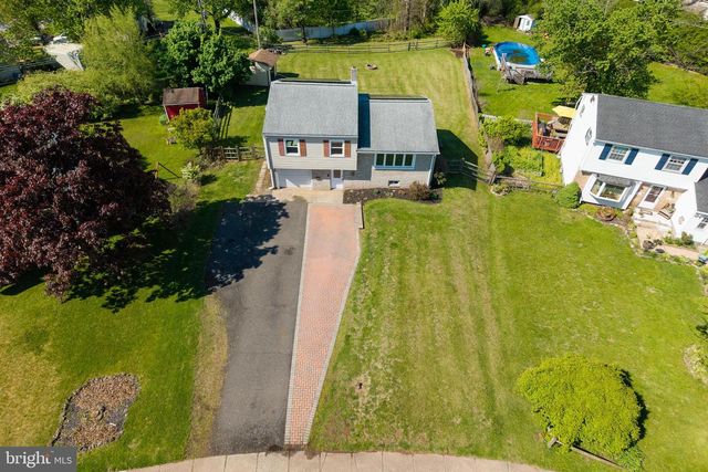 104 BRIARWOOD DR, Douglassville, PA 19518