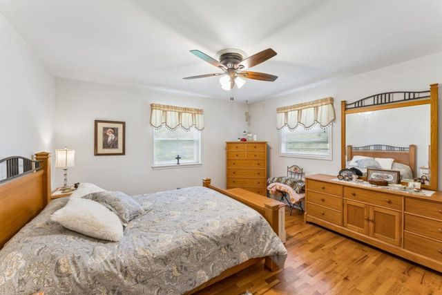 8389 Manchester Drive, Grand Blanc, MI 48439