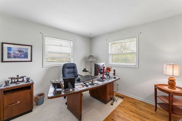 8389 Manchester Drive, Grand Blanc, MI 48439