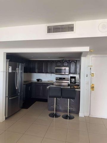13499 Biscayne Blvd 906, North Miami, FL 33181