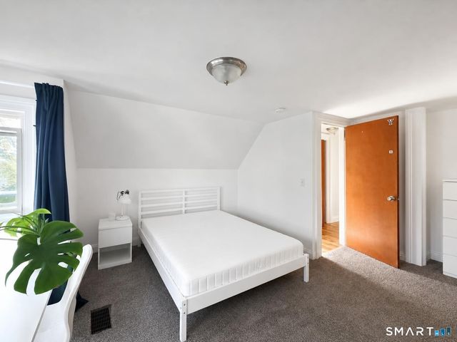 26 Compton Street 2, New Haven, CT 06511