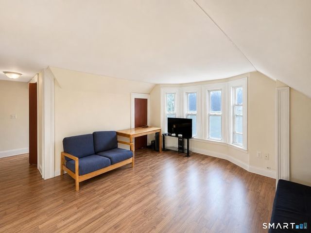26 Compton Street 2, New Haven, CT 06511