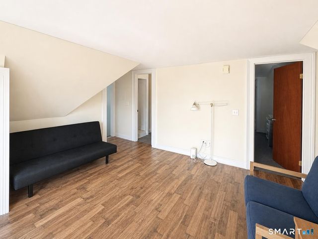 26 Compton Street 2, New Haven, CT 06511
