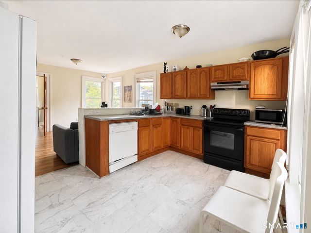 26 Compton Street 2, New Haven, CT 06511