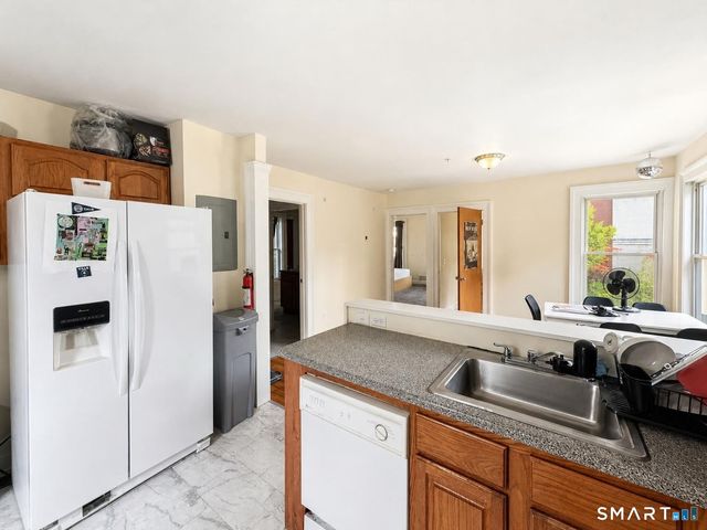 26 Compton Street 2, New Haven, CT 06511