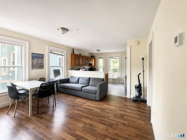 26 Compton Street 2, New Haven, CT 06511