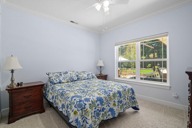 449 S Espey Road, Grants Pass, OR 97527