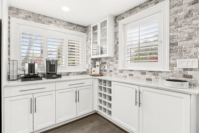 18 Webster Rd, Lexington, MA 02421