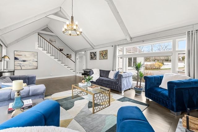 18 Webster Rd, Lexington, MA 02421